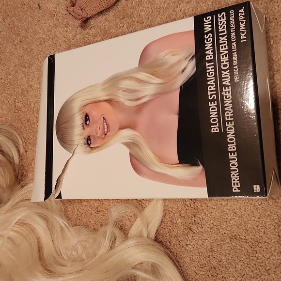 Blonde Straight Wig with Bangs - Picture 3 of 3